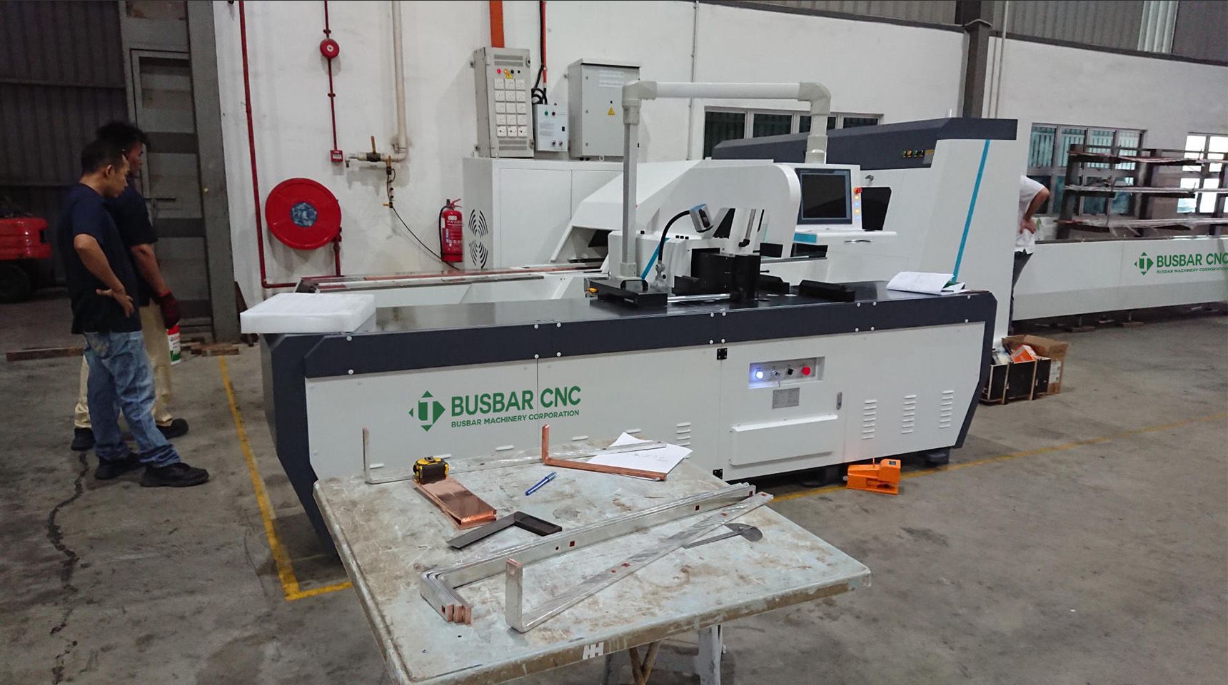 busbar bending cutting punching machine